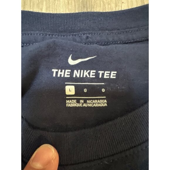 Nike Patriots Mac Jones #10 Tee NFL Large Navy Short Sleeve Cotton Mens Shirt - Picture 2 of 3